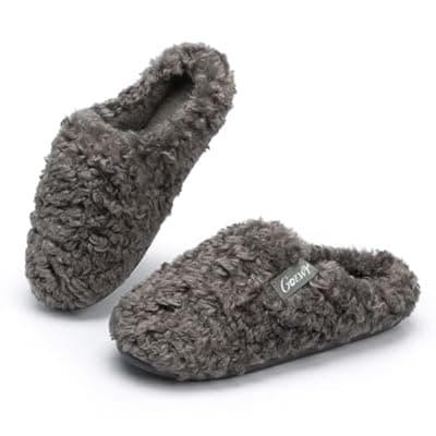 [GOEWY] GOEWY Women’s Fuzzy Plush Slippers with Curly Faux Fur, Cozy Memory Foam Soft House Shoes, Lightweight Slip-on Indoor Outdoor Slippers for Women Mom – Great Gift for Her